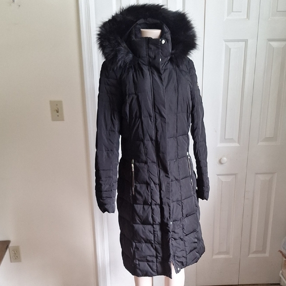 Calvin Klein Black Puffer Coat with Faux Fur Hood Size Medium - Picture 1 of 13